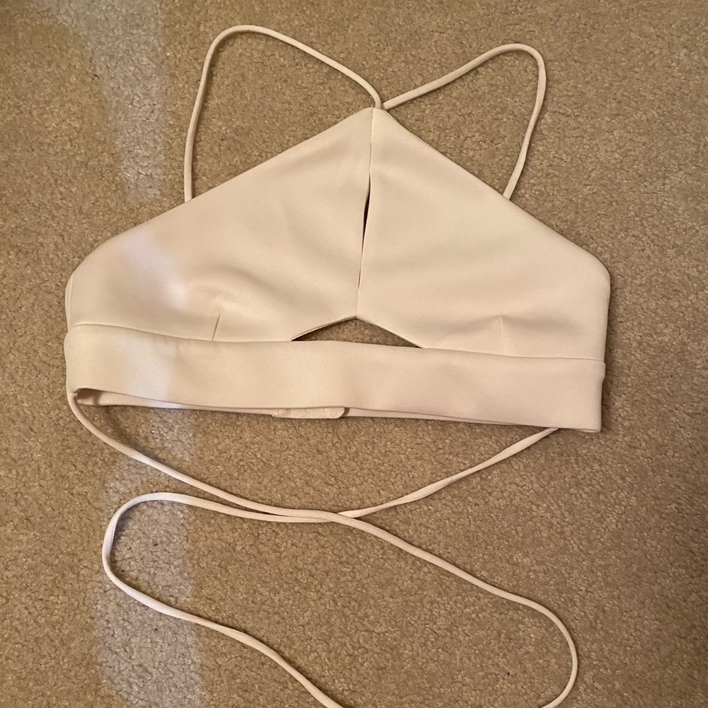 Key hole crop top!